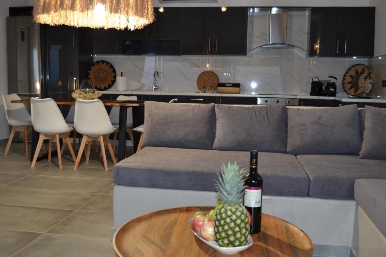 Erimo Vip Villa Vourvoúlos Exteriör bild