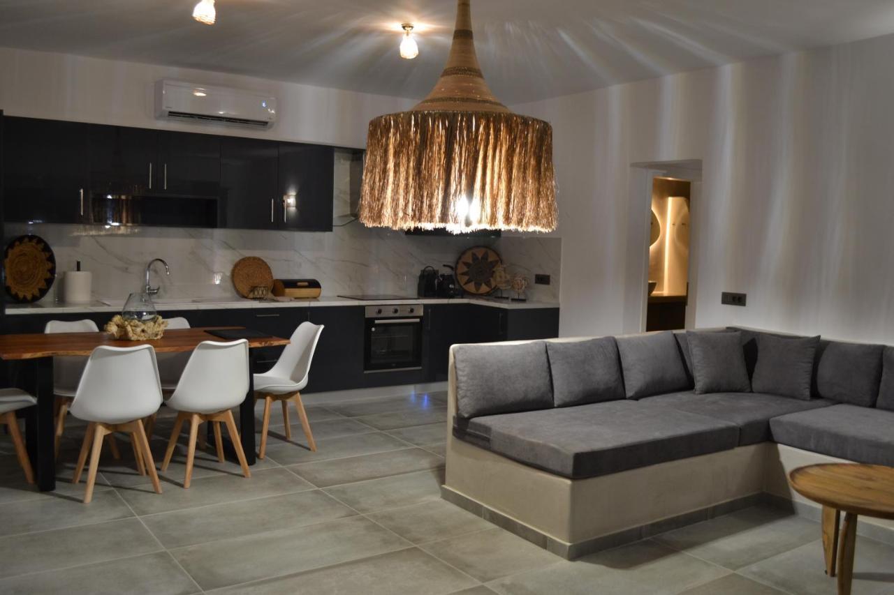 Erimo Vip Villa Vourvoúlos Exteriör bild